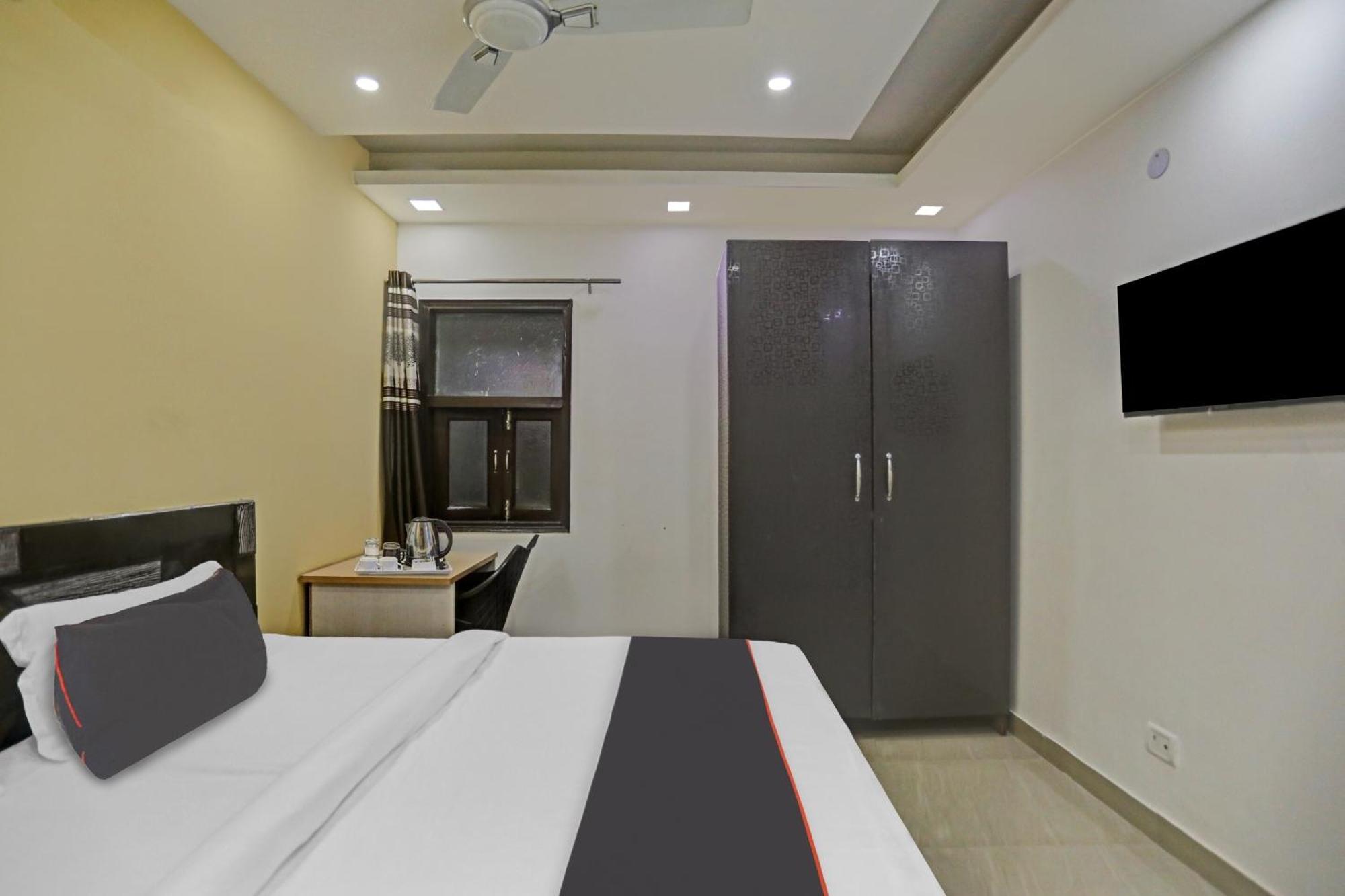 Collection O Nirvana Residency Near Lotus Temple Hotel New Delhi